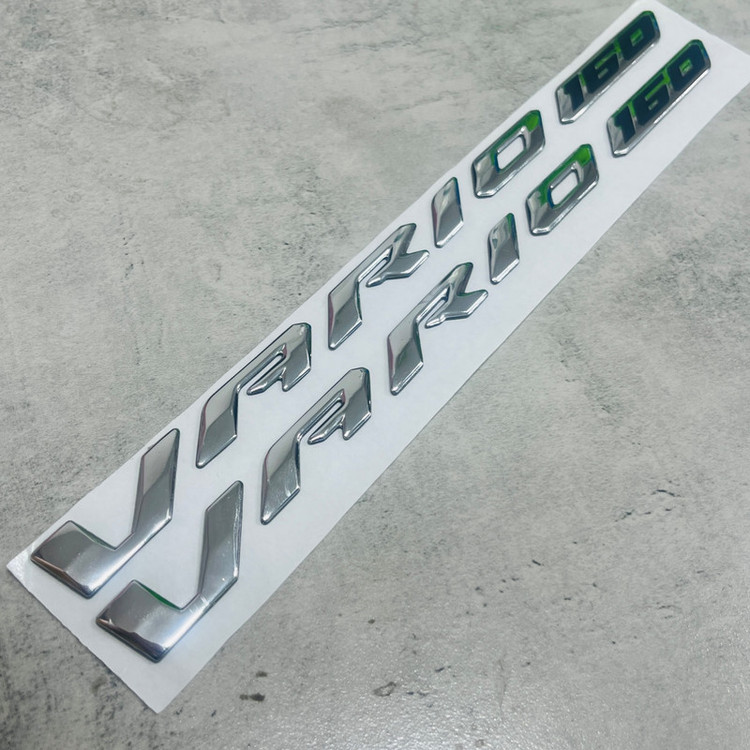 آرم و نوشته موتور سیکلت وارون مدل برجسته کد A-170 مناسب برای واریو 160 بسته 2 عددی