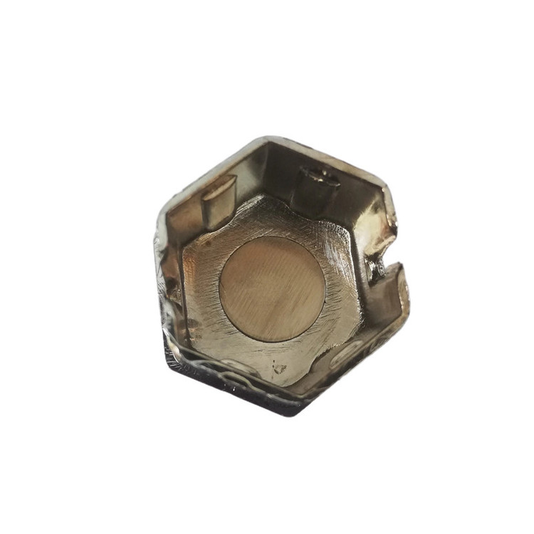 گل پیچ رینگ خودرو طرح روکش استیل مدل size 19 بسته 16 عددی