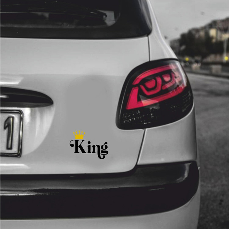برچسب بدنه خودرو ماتریسیو طرح کینگ king کد M224 مجموعه 4 عددی به همراه تاج