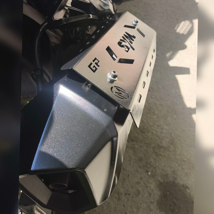 کاور اگزوز موتور سیکلت مدل GP_SLB مناسب برای SYM لاکی 185