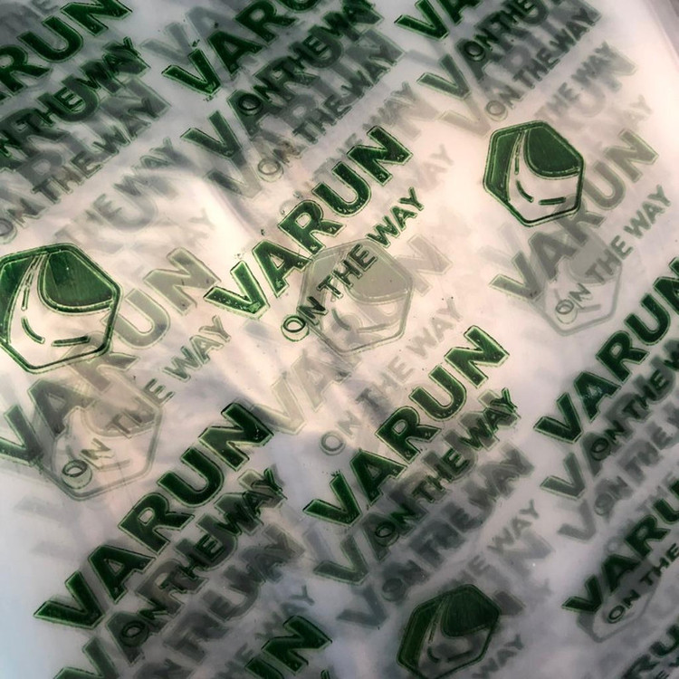 آرم صندوق عقب خودرو وارون مدل A-12 مناسب برای پراید 131SL مجموعه 2 عددی