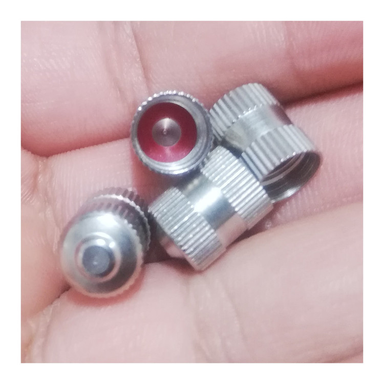 سر والف فلزی لاستیک خودرو طرح فولادی مدل steel4 بسته 4 عددی