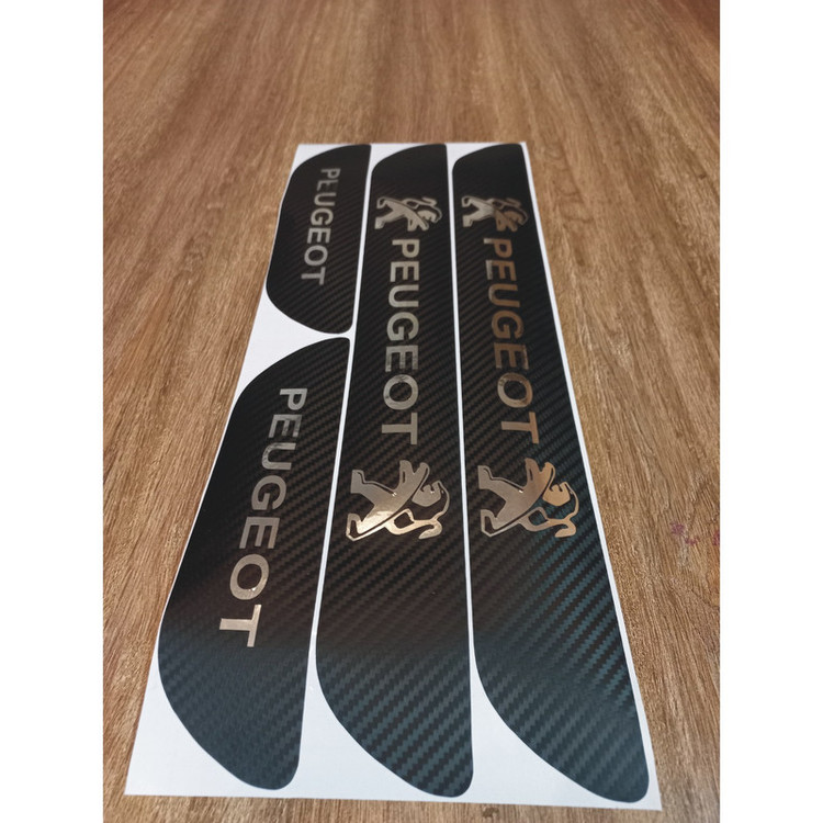 پارکابی خودرو لیزارد مدل کربن کد LZD-1501 مناسب برای پژو 206 بسته 4 عددی
