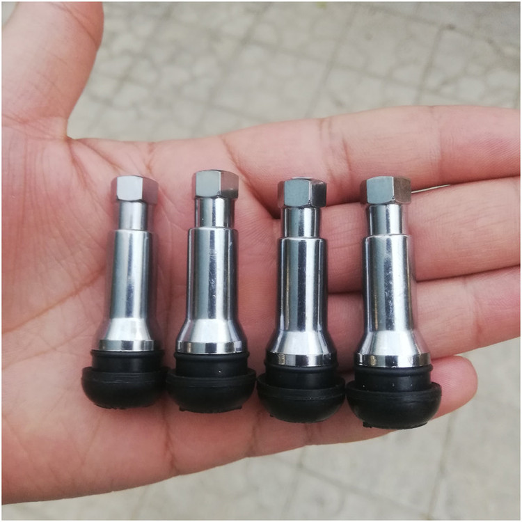 والف لاستیک خودرو طرح کروم استیل مدل elac بسته 4 عددی