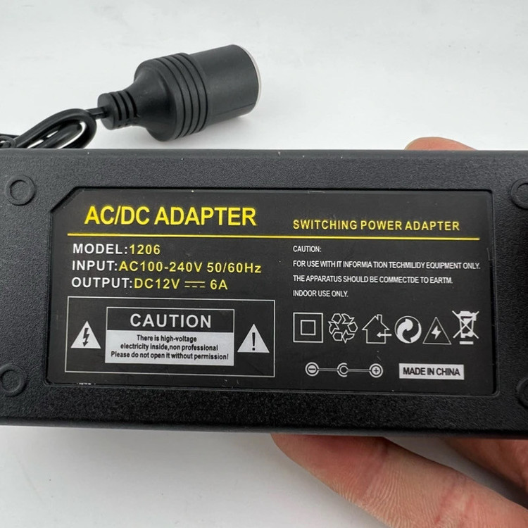 مبدل برق شهری به فندکی خودرو مدل AC6021