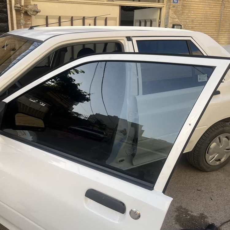 برچسب دودی شیشه خودرو هایلوکس کد Ddi15 مناسب برای پژو 405 مجموعه 7 عددی به همراه جاکلیدی