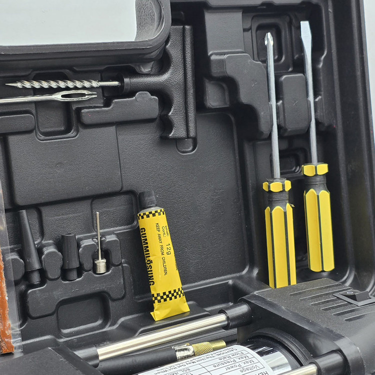 کمپرسور هوا خودرو 23 وات کلایمکس مدل فندکی و سر باتری کد CX-JB-87 مجموعه 15 عددی