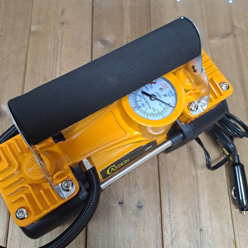 کمپرسور هوا صنعتی کربن مدل 12V