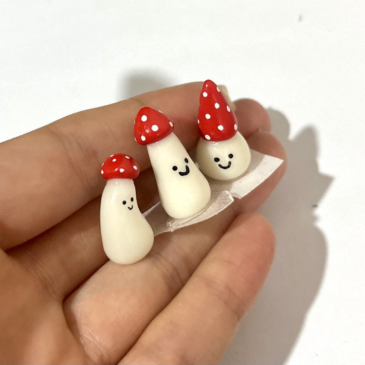 عروسک رو داشبوردی طرح قارچ کد 02 بسته 3 عددی