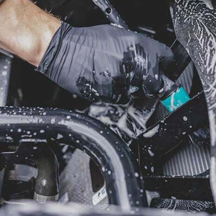 اسپری موتور شوی خودرو اتومکس کد AMX-650 حجم 650 میلی لیتر
