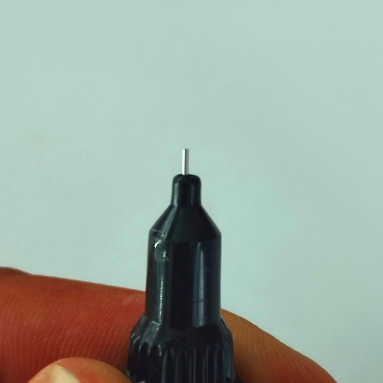 لاک خشگیر نوک مدادی بدنه خودرو مدل 2 سره کد 69990-69991-D9 حجم 20 میلی لیتر
