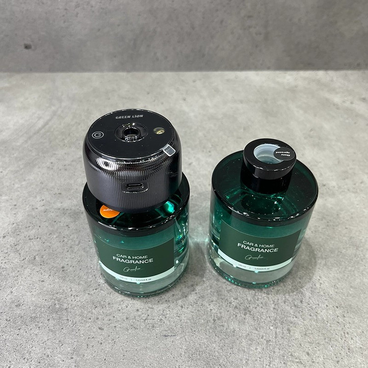 دستگاه تصفیهکننده هوای خودرو گرین لاین مدل CAMBO با رایحه Cologne flavor حجم 320 میلی لیتر