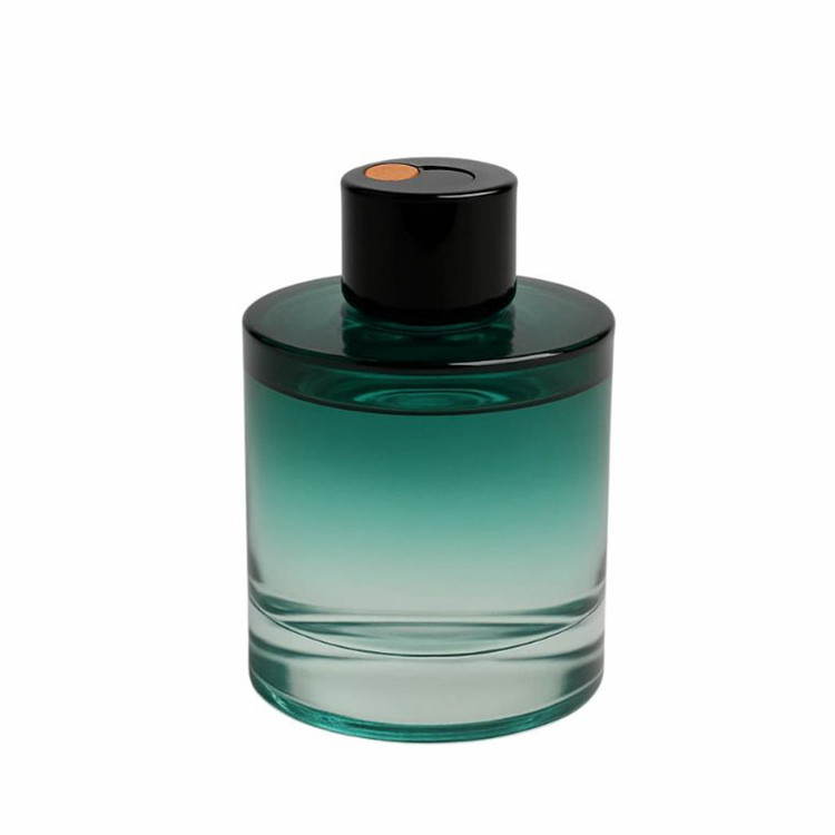 خوشبو کننده خودرو مدل CAR FRAGRANCE با رایحه cologne flavor حجم 160 میلی لیتر