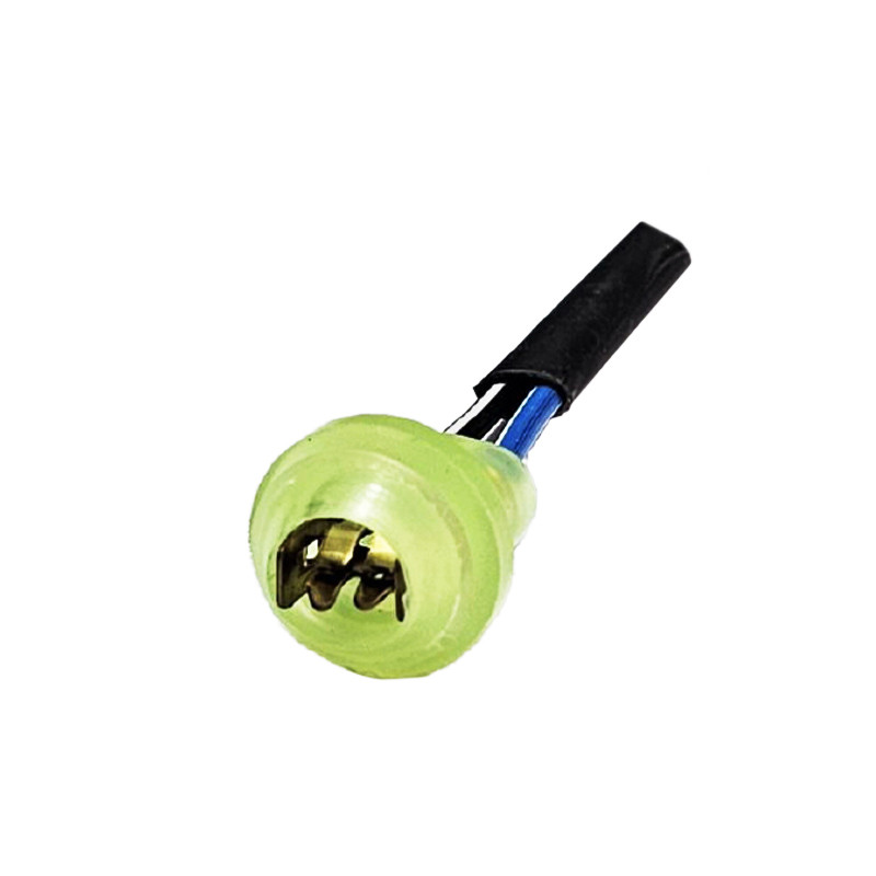 سوکت داخل کاسه چراغ کد bbz-168 مناسب برای نیسان