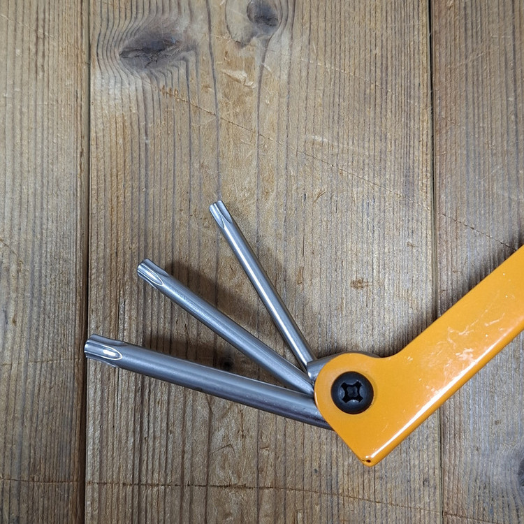آچار ستاره ای چاقویی تاتند مدل CR_V مجموعه 8 عددی