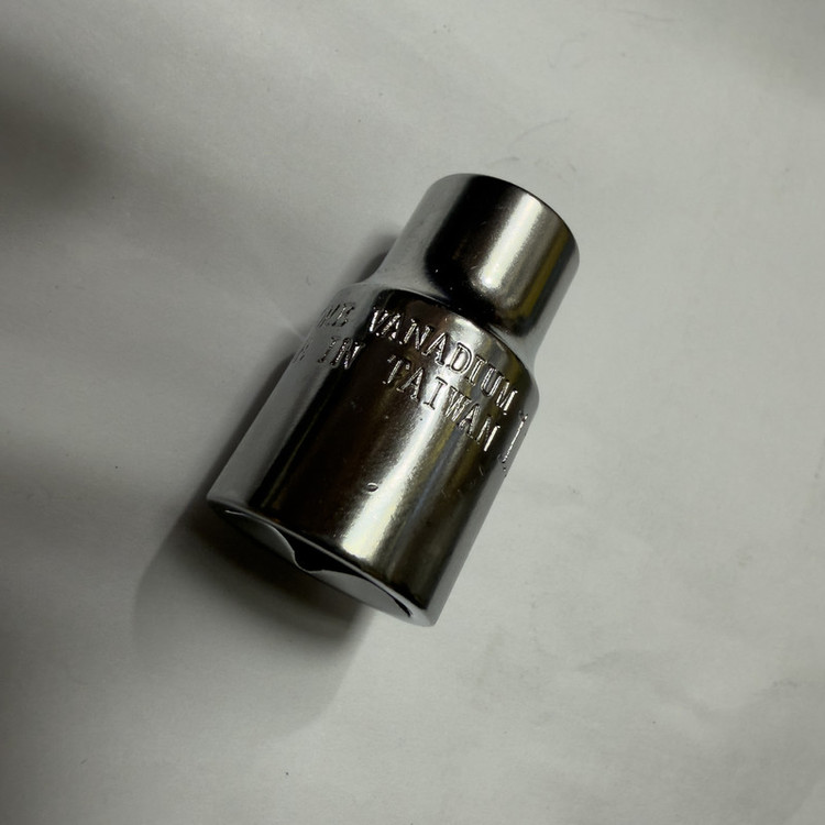 آچار بکس هیزان مدل SMT-HIZAN-1/2-6PAR-8MM-TAIWAN سایز 8، 1/2 میلی متر