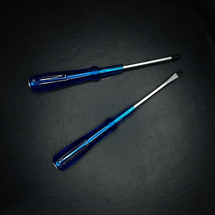 پیچ گوشتی دوسو و چهارسو مدل M-002 مجموعه 2 عددی