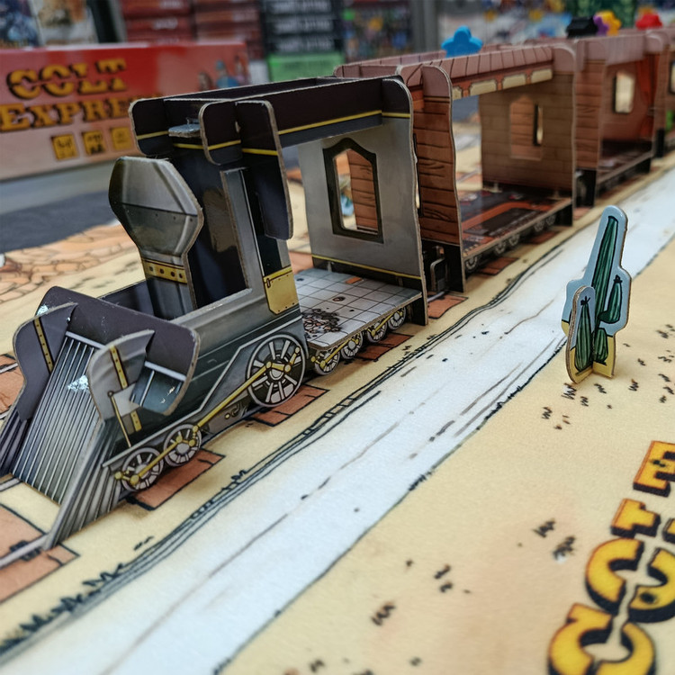 بازی فکری فانتایمز مدل کلت اکسپرس Colt Express مناسب سن 10 سال به بالا