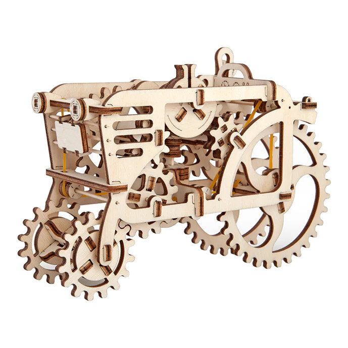 ساختنی مدل ماکت چوبی تراکتور کد M133