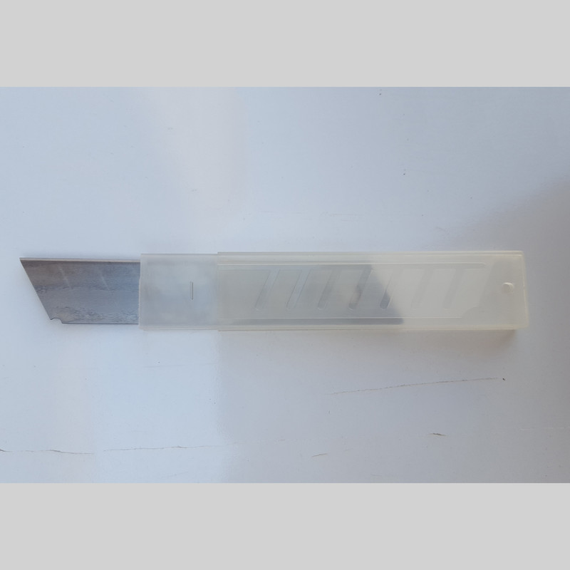 تیغ کاتر مدل CUT10 چهار بسته 10 عددی