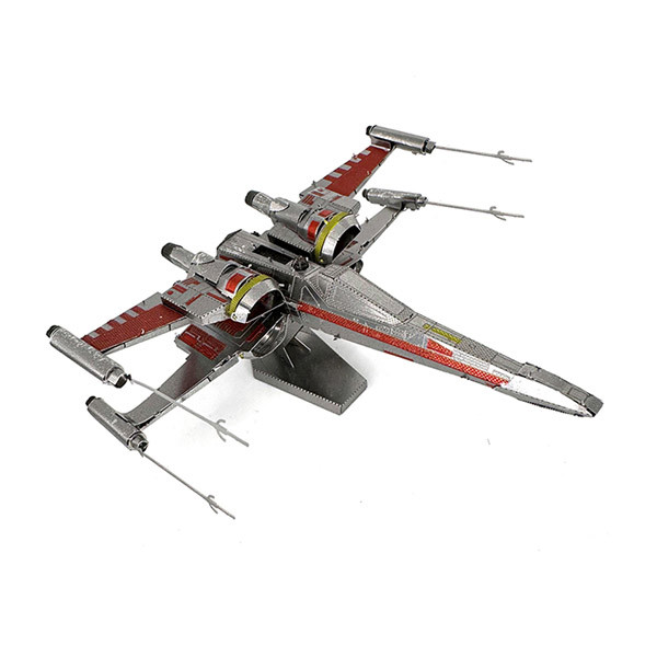 ساختنی 49 تکه مدل X-Wing Starfighter
