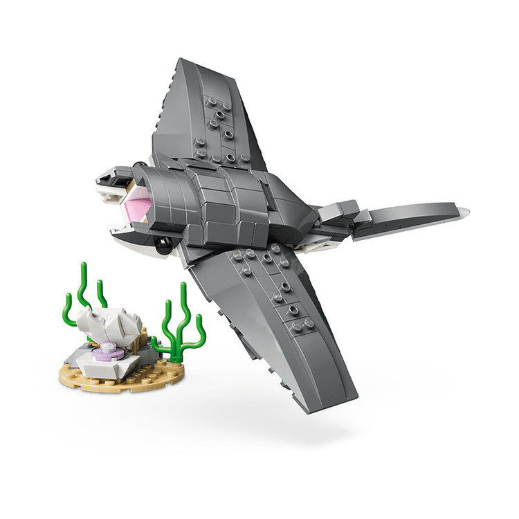 لگو 379 تکه سری Creator 3-in-1 مدل Fierce Shark with a Treasure Chest کد 31381