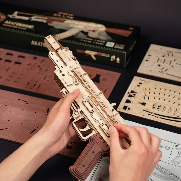 ساختنی 315 تکه روکر مدل تفنگ تهاجمی کد LQ901-AK47