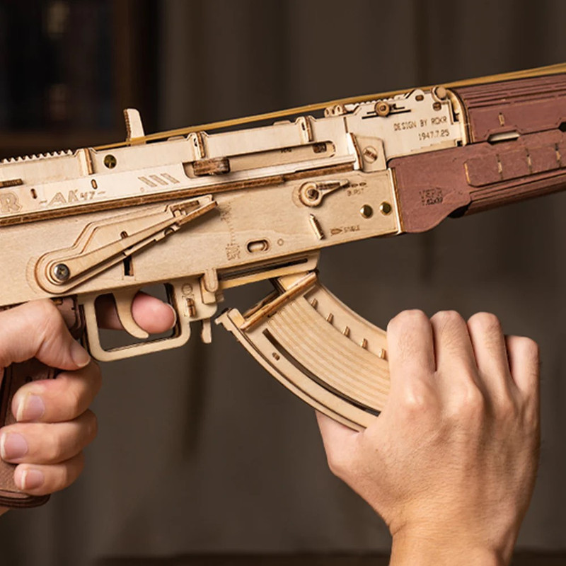ساختنی 315 تکه روکر مدل تفنگ تهاجمی کد LQ901-AK47