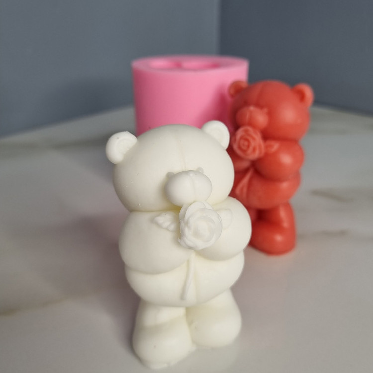 قالب شمع مدل خرس گل به دست کد C 08CM