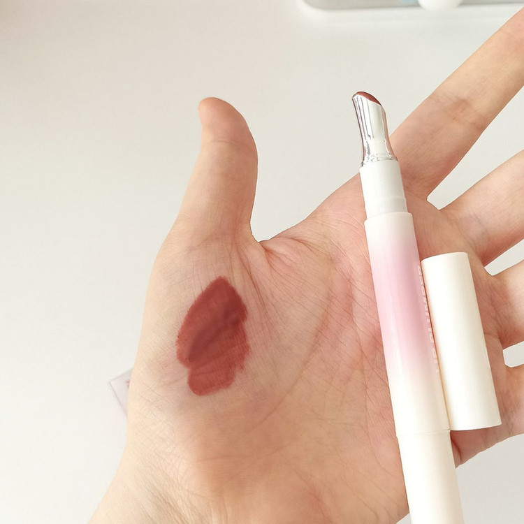 رژ لب مایع اولیبولا مدل plumper شماره 05
