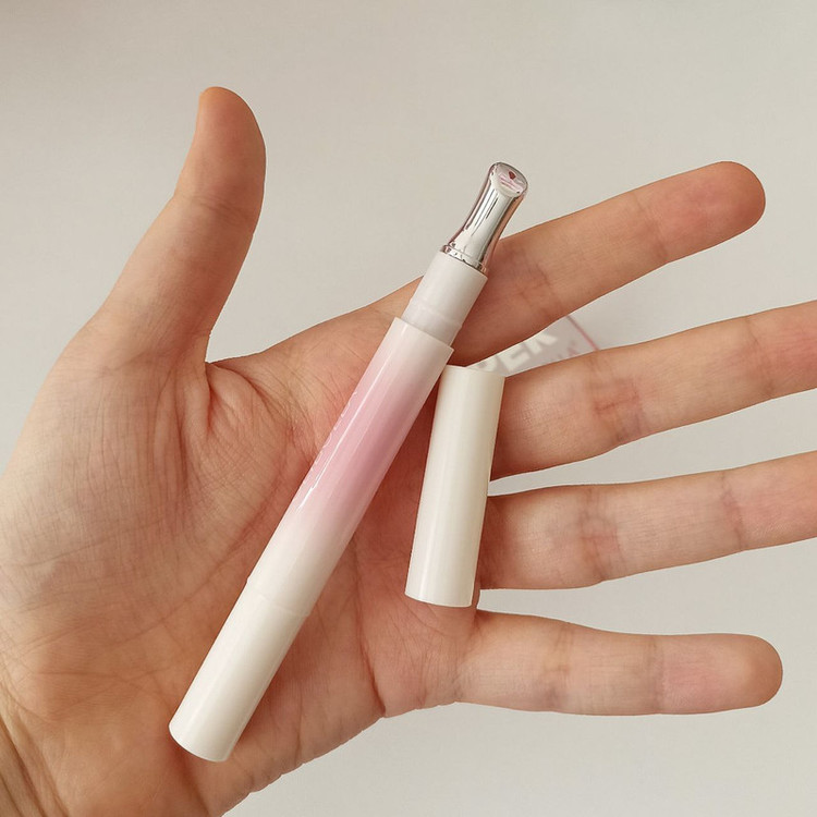 رژ لب مایع اولیبولا مدل plumper شماره 08
