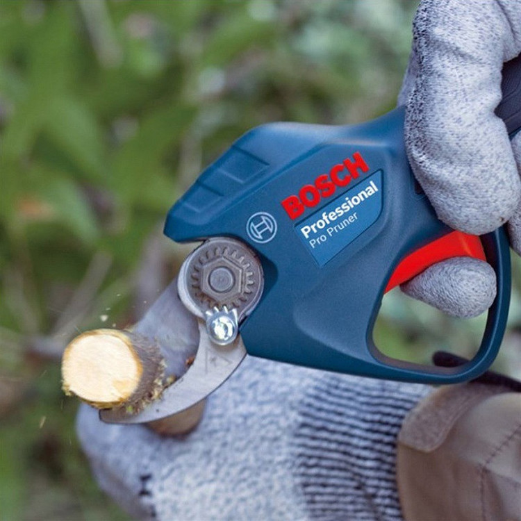 قیچی شاخه زن شارژی بوش مدل Pro Pruner