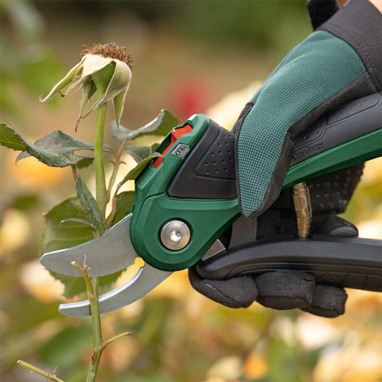 قیچی باغبانی شارژی بوش مدل Easy Prune - Up to 450 Cut