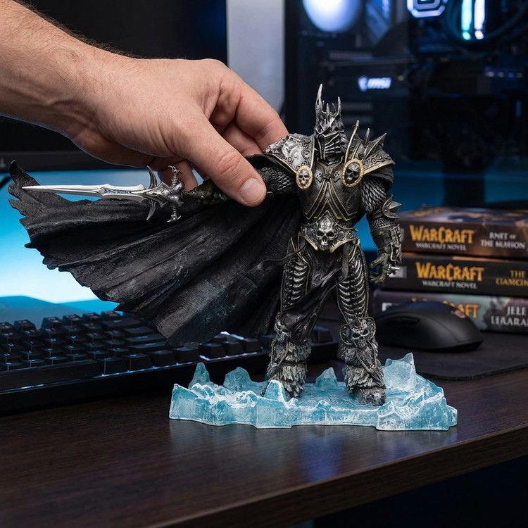 اکشن فیگور مدل Lich King سری وارکرافت