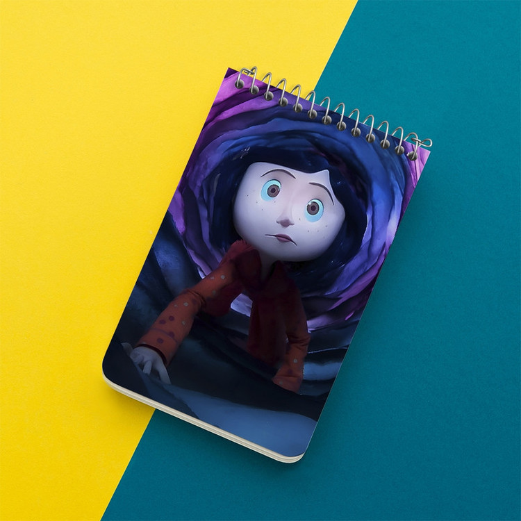 دفتر یادداشت 50 برگ خندالو طرح کورالین (Coraline) کد F9991