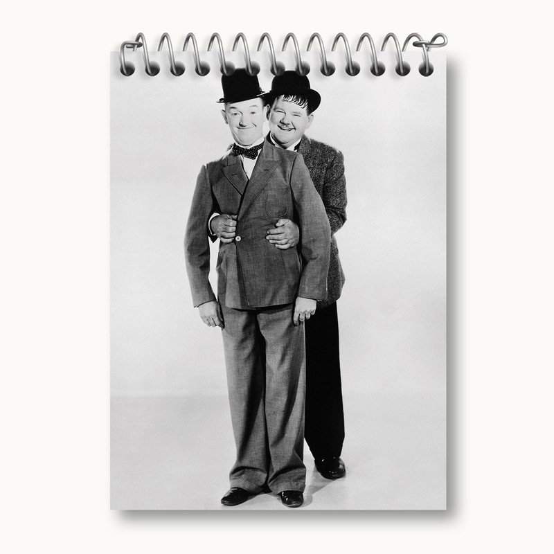 دفتر یادداشت 50 برگ خندالو مدل لورل و هاردی Laurel and Hardy کد 10053