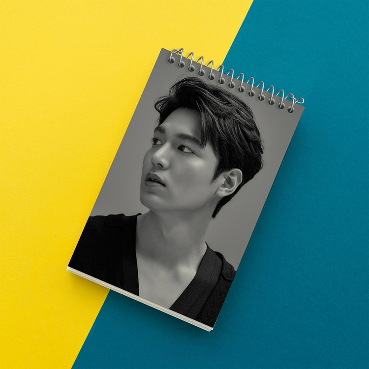 دفتر یادداشت 50 برگ خندالو مدل لی مین هو Lee min ho کد 20889