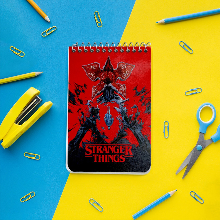 دفتر یادداشت 50 برگ خندالو طرح استرنجر تینگز (Stranger Things) کد F10162