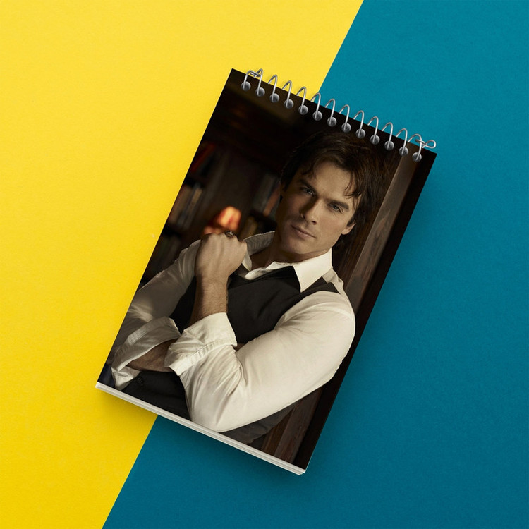 دفتر یادداشت 50 برگ خندالو مدل دیمون خاطرات یک خون آشام The Vampire Diaries کد 20269