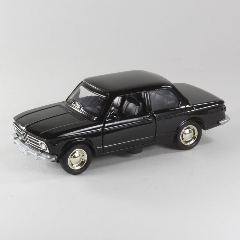 ماشین بازی طرح BMW 2002 کد 0039