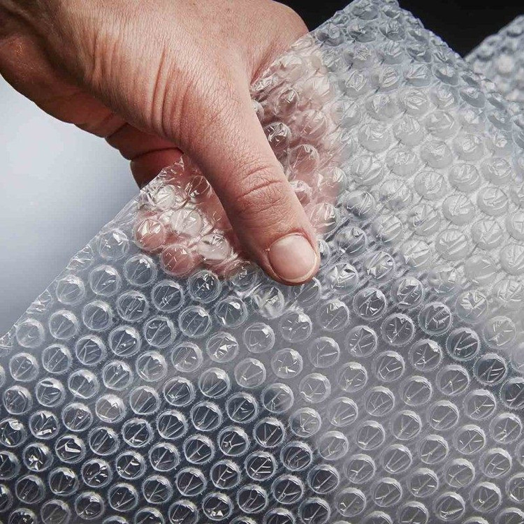 پلاستیک بسته بندی مدل حبابدار ضربه گیر TOMES عرض 100 سانتی متر طول 30 متر