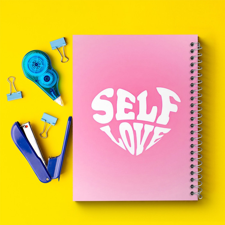 دفتر ژورنال نویسی 50 برگ خندالو مدل نقطه ای طرح Self Love کد F3845