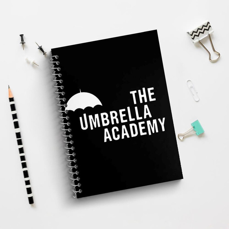 دفتر زبان 50 برگ خندالو مدل سه خط طرح سریال آکادمی آمبرلا The Umberella Academy کد 28549