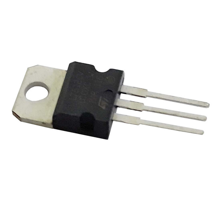 رگولاتور ولتاژ کد 7812 بسته 2 عددی