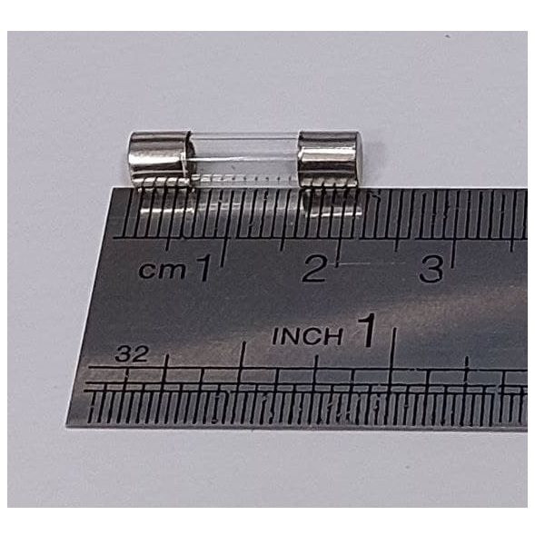 فیوز شیشه ای 10 آمپر مدل 10M-250V بسته 5 عددی