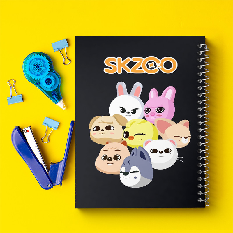 دفتر مشق 100 برگ خندالو طرح اسکیزو استری کیدز (Skzoo Stray Kids) کد F13041