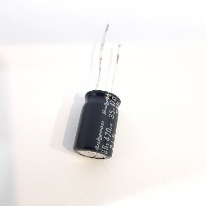 خازن الکترولیت 470 میکروفاراد روبیکون مدل ZLH470UF35V بسته 4 عددی