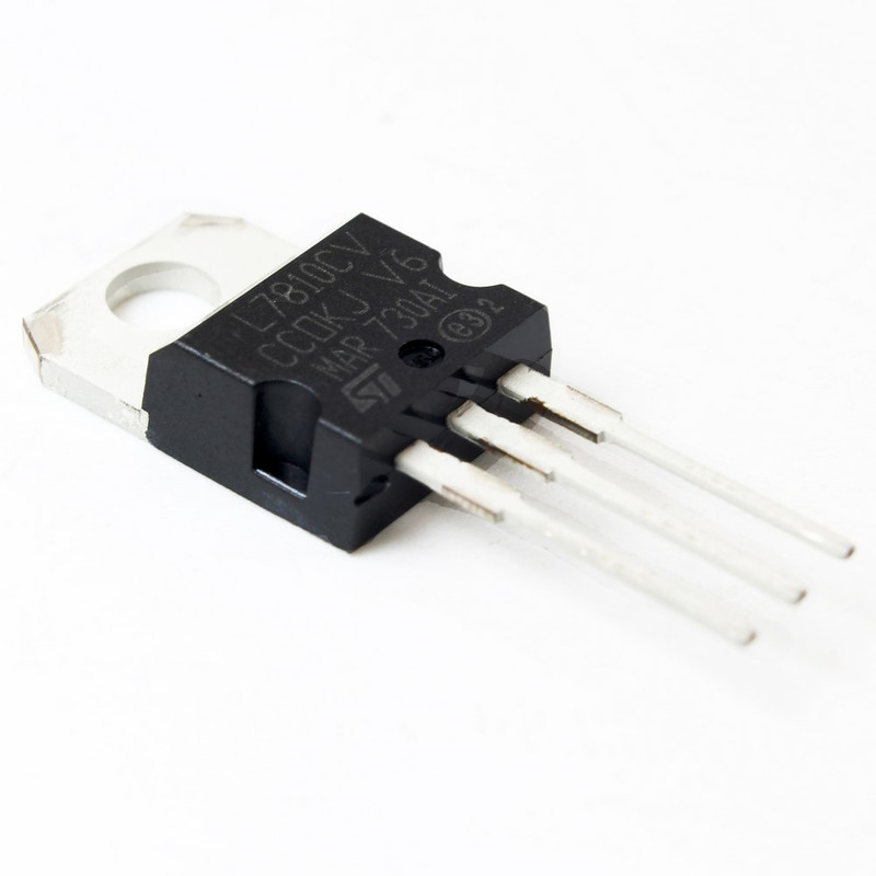 رگولاتور مدل L7810CV