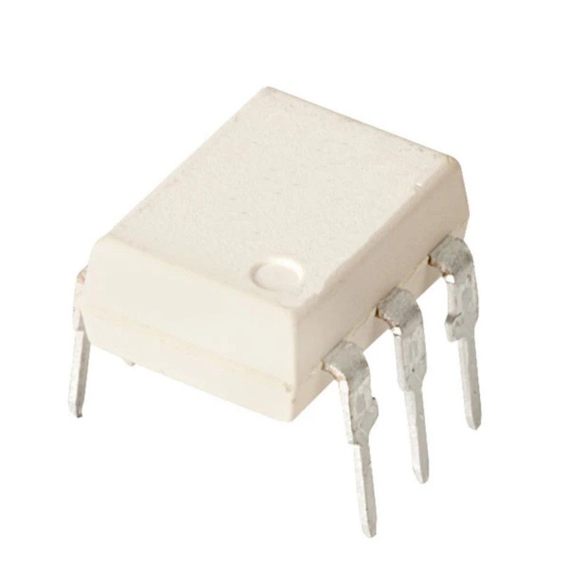آی سی اپتو ترایاک مدل moc3083 کد 124