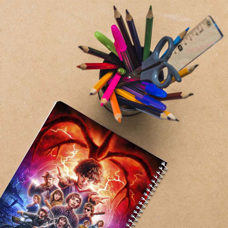 دفتر نقاشی 50 برگ کارنیکا طرح چیزهای عجیب Stranger Things کد 57293 مجموعه 4 عددی